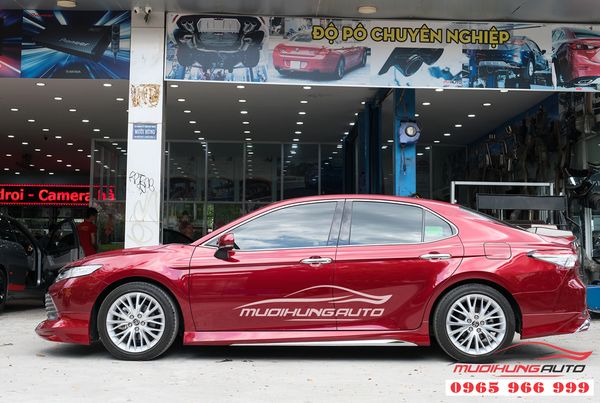 Độ Body Lip Xe Toyota Camry 2019 Tại TPHCM