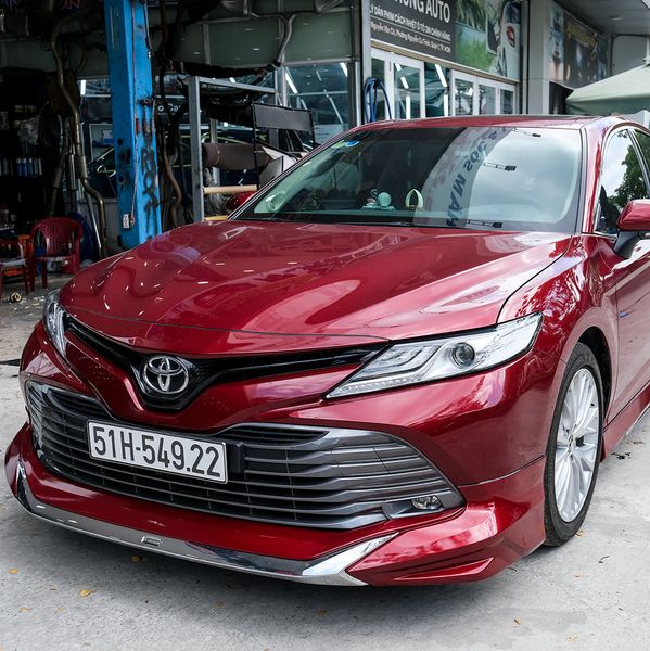 Độ Body Lip Xe Toyota Camry 2019 Tại TPHCM