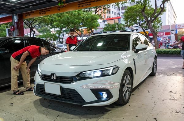 Độ Đèn Bi Gầm AES Q8 Pro Chính Hãng Cho Xe Honda Civic 2022