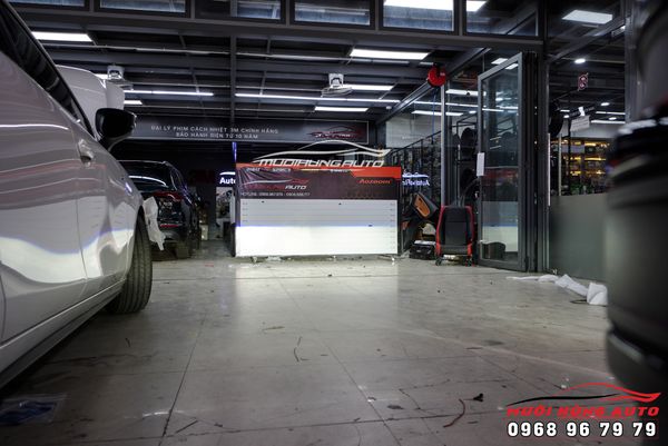 Combo Độ 4 Bi Gầm Eagle F-Light Chính Hãng Aozoom Cho Xe Audi Q7