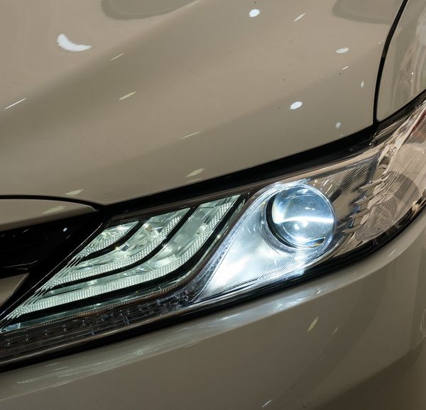 Độ đèn bi LED Laser  siêu sáng xe Camry 2019 - 2020