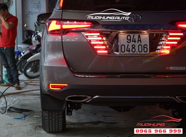 Độ đèn  Hậu nguyên cụm Fortuner 2019-2020