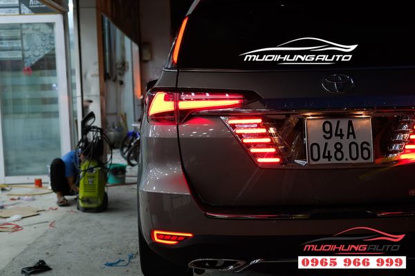 Độ đèn  Hậu nguyên cụm Fortuner 2019-2020