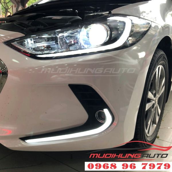 Độ đèn led cản trước Hyundai Elantra 2018