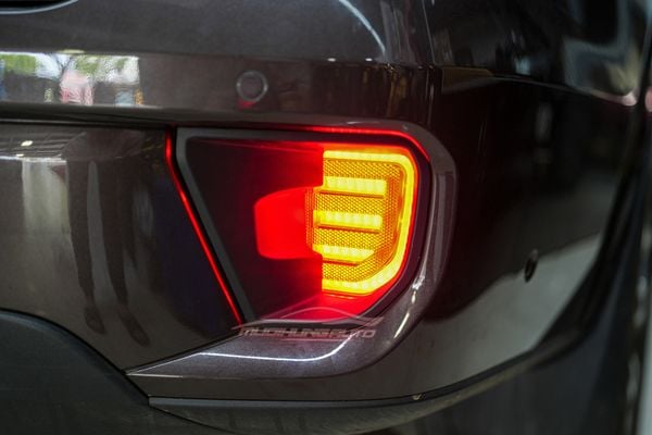Độ Đèn LED Gầm Sau Cho Xe Ford Everest 2023