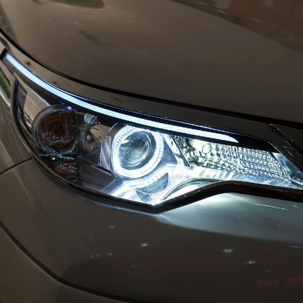 Độ Đèn LED Mí Mica Xe Toyota Fortuner 2019