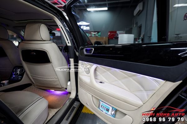 Nâng Cấp Option LED Nội Thất Đổi Màu Sang Chảnh Cho Xe Bentley
