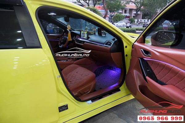 Độ đèn LED nội thất xe Mazda 6