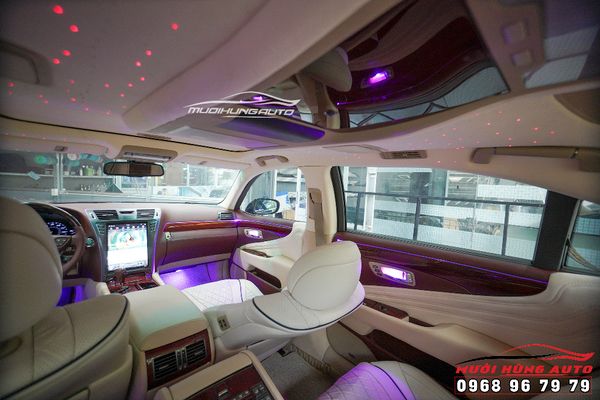 Độ Đèn LED Trần Sao Rơi Cho Xe Lexus LS460L Chuyên Nghiệp