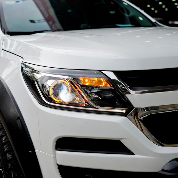 Độ Đèn Pha Cho Chevrolet Colorado 2019 Tại TPHCM