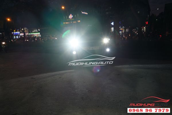 Độ Đèn Xe Ford Everest 2008 Bi Xenon Cao Cấp