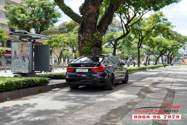 Độ Đuôi Pô Titan Chuyên Nghiệp Cho Xe BMW GT