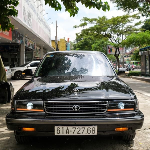 Độ Full Nội Ngoại Thất Xe Toyota Cressida Chuyên Nghiệp