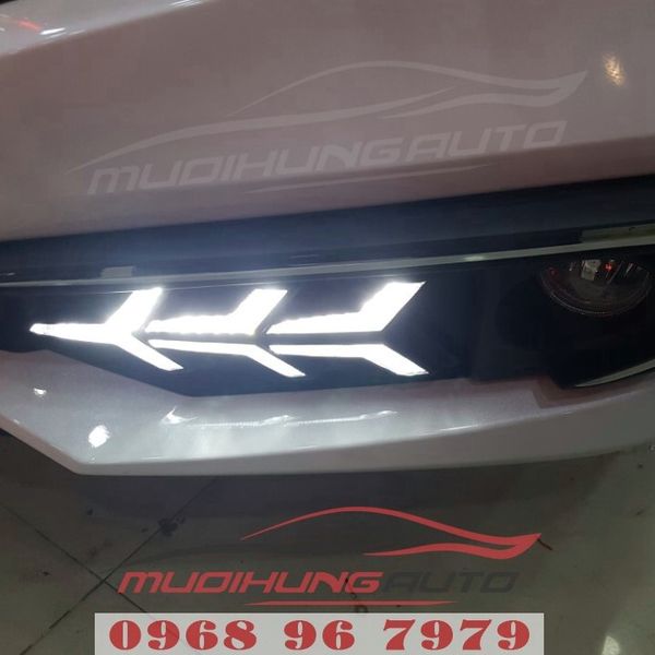 Độ LED cản trước Honda Civic 2019 RS chính hãng