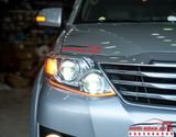 Độ LED Xi nhan trên gương cho Toyota Fortuner tại TPHCM