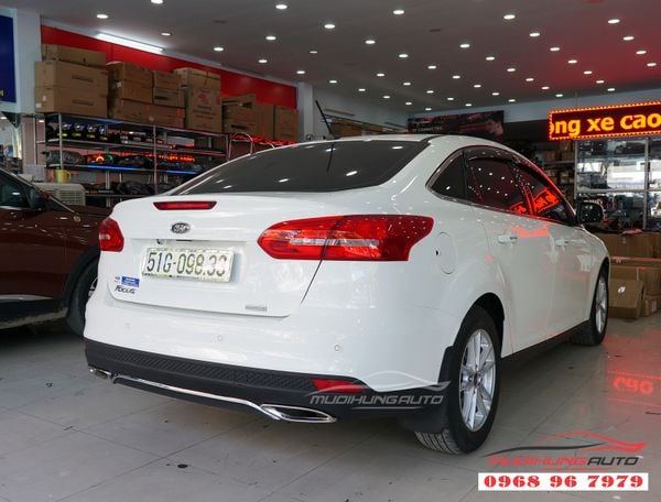 Độ Líp Chia Pô Mercedes Nguyên Khối Xe Ford Focus
