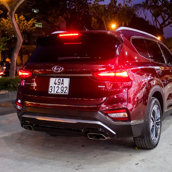 Độ Lip Pô Vuông xe Hyundai Santafe 2020