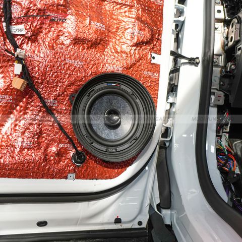 Độ loa cánh ô tô Ford Territory