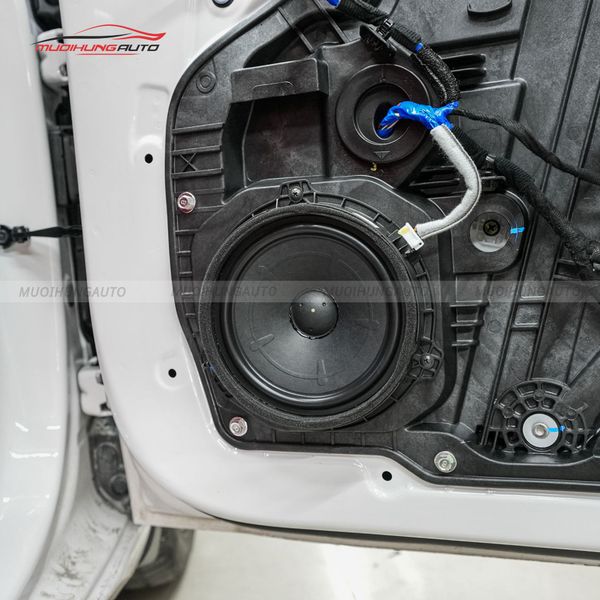 Độ Loa Cánh Ô Tô Hyundai Elantra 2023