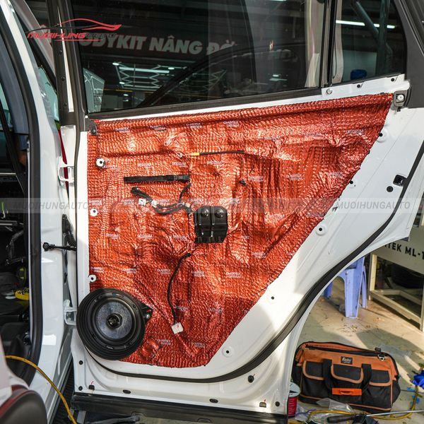 Độ Loa Cánh Ô Tô Ford Territory