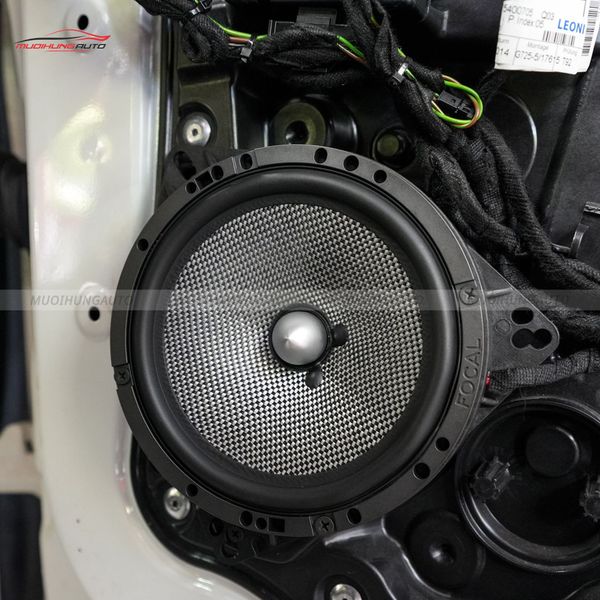 Độ Loa Cánh Ô Tô Mercedes