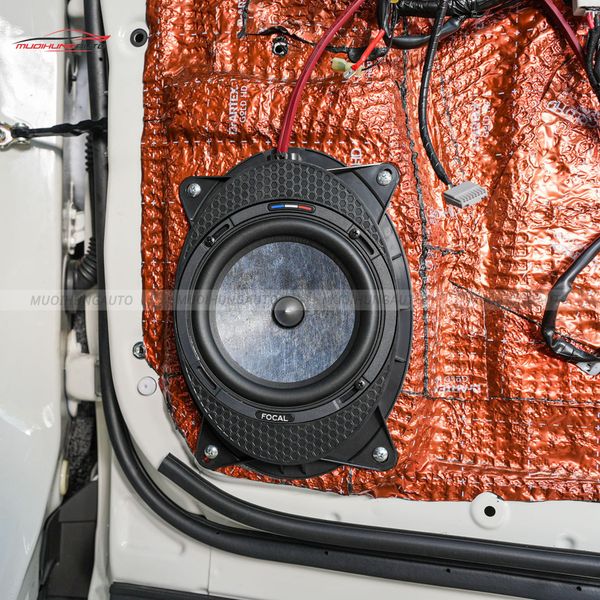 Độ Loa Cánh Ô Tô Subaru Forester 2023