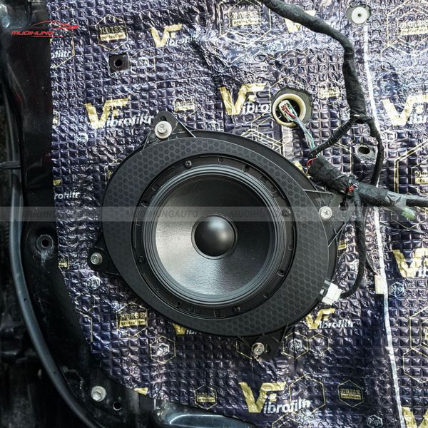 Độ Loa Cánh Ô Tô Toyota Camry 2008