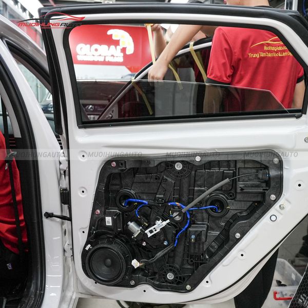 Độ Loa Cánh Ô Tô Hyundai Elantra 2023