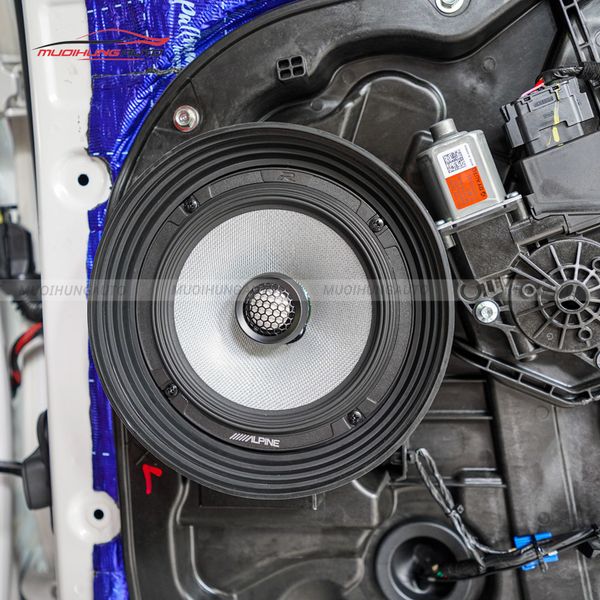Độ Loa Cánh Ô Tô Hyundai Santafe 2022