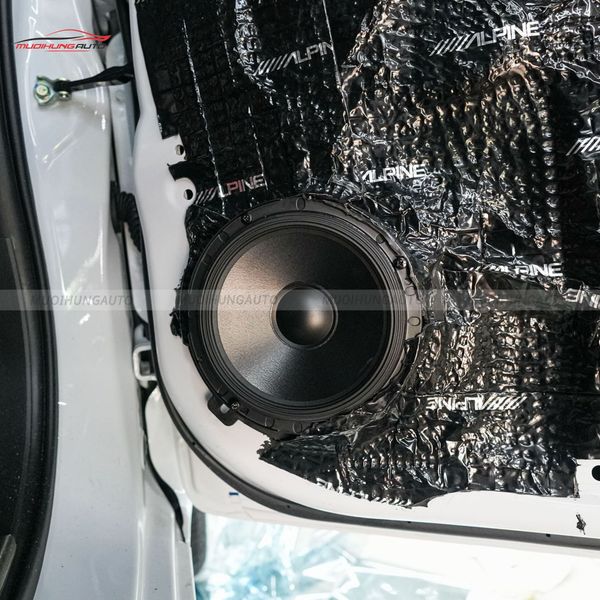 Độ Loa Cánh Ô Tô Mitsubishi Attrage 2023