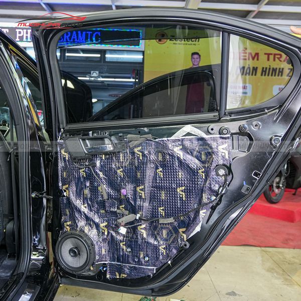 Độ Loa Cánh Ô Tô Honda City 2022