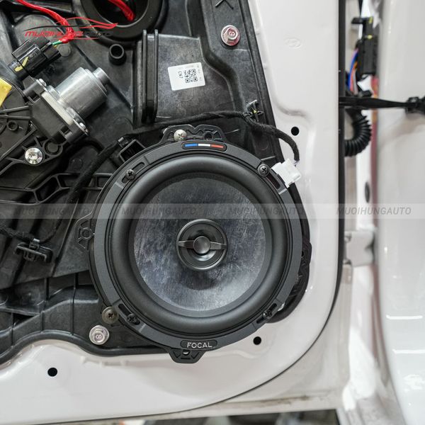 Độ Loa Cánh Ô Tô Hyundai Elantra 2023