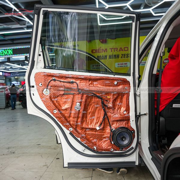 Độ Loa Cánh Ô Tô Subaru Forester 2023