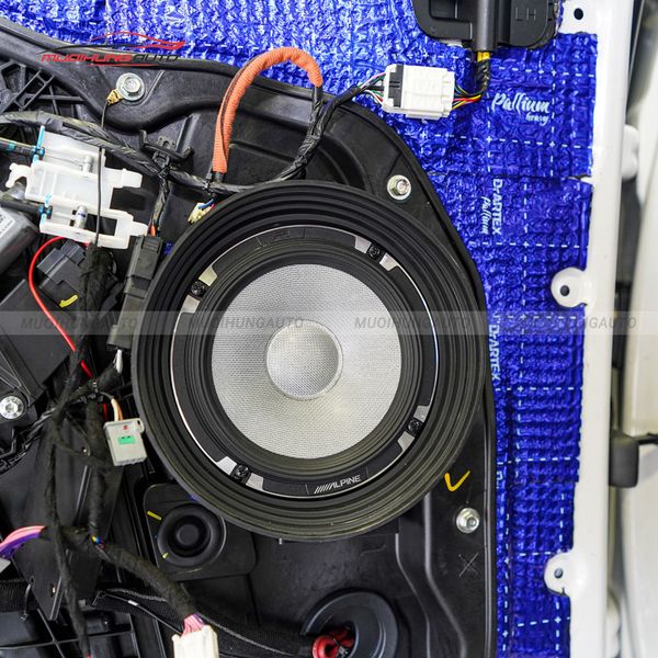 Độ Loa Cánh Ô Tô Hyundai Santafe 2022