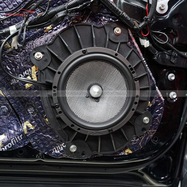 Độ Loa Cánh Ô Tô Toyota Camry 2019