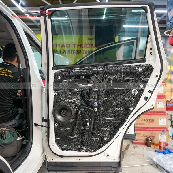 Độ Loa Cánh Ô Tô Honda CRV 2019