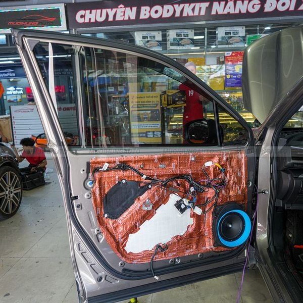 Độ Loa Cánh Ô Tô Subaru Forester 2021