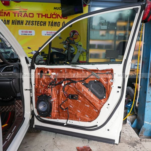 Độ Loa Cánh Ô Tô Subaru Forester 2023