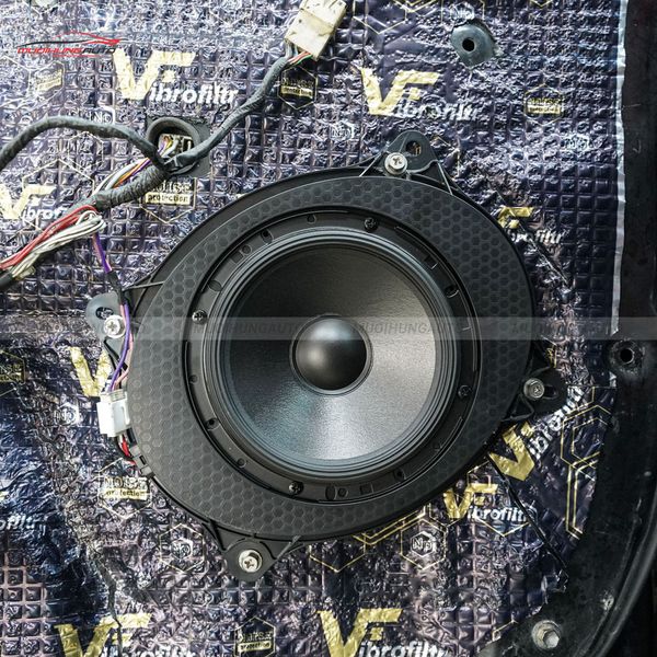 Độ Loa Cánh Ô Tô Toyota Camry 2008