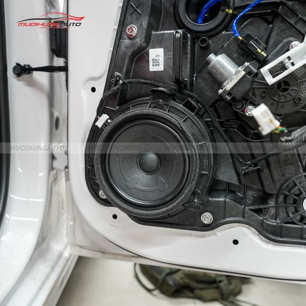 Độ Loa Cánh Ô Tô Hyundai Elantra 2023