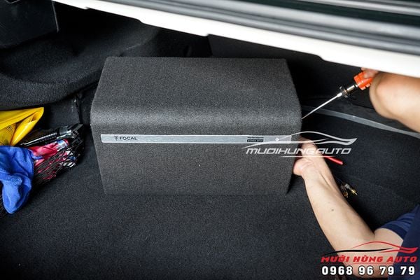 Gói Độ Âm Thanh Loa Cánh Cửa Và Loa Sub Focal Chính Hãng Cho Mercedes E250