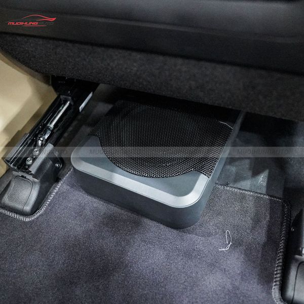 Độ Loa Sub Kia Sedona