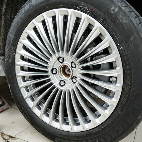 Độ mâm 19inch cao cấp cho xe Kia Carnival