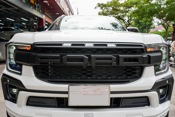 Độ Mặt Ga Lăng Cho Xe Ford Everest 2023 Cao Cấp