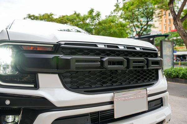 Độ Mặt Ga Lăng Cho Xe Ford Everest 2023 Cao Cấp