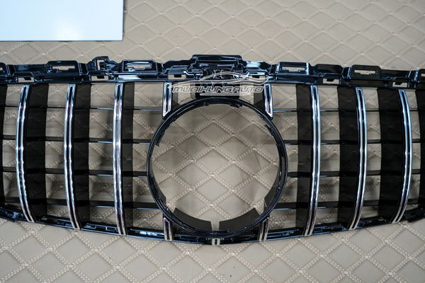 Độ Mặt Ga Lăng Mẫu GLC63 Cho Xe Mercedes C250 AMG 2015