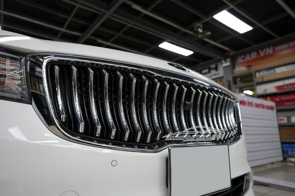 Độ Mặt Ga Lăng Mẫu Hàn Quốc Cho Xe Kia Sedona 2020