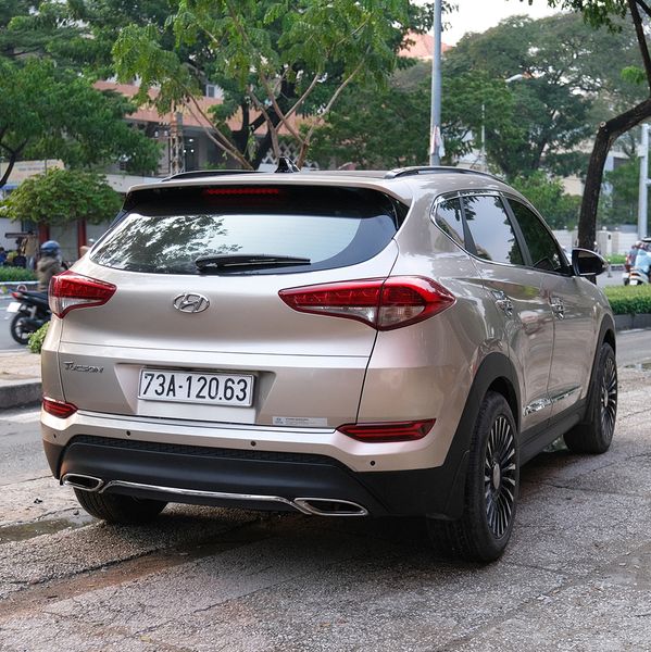 Độ nguyên cây pô on off Hyundai Tucson 2019