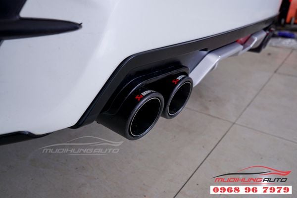 Độ Pô Akrapovic Đôi Cho Honda Civic Tại TPHCM