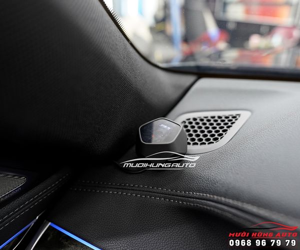 Thay Nguyên Cây Pô Thể Thao Cho BMW 730Li 2021 Chuyên Nghiệp